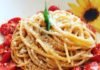 Spaghetti with fresh tomatoes and parmesan cheese