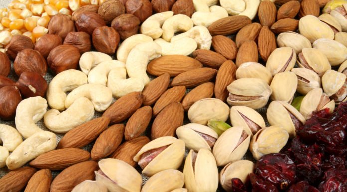 Dried fruit: what is it and why eat it every day