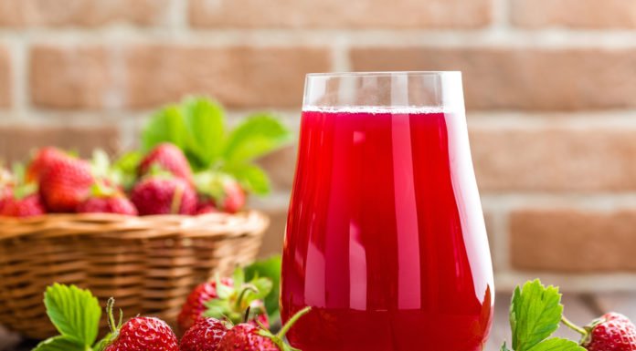 5 Benefits of Strawberry Juice 5 Benefits of Strawberry Juice