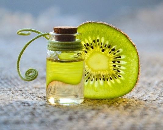 Essential oils for wrinkles. Top 10 oils to have a look. Essential oils for wrinkles