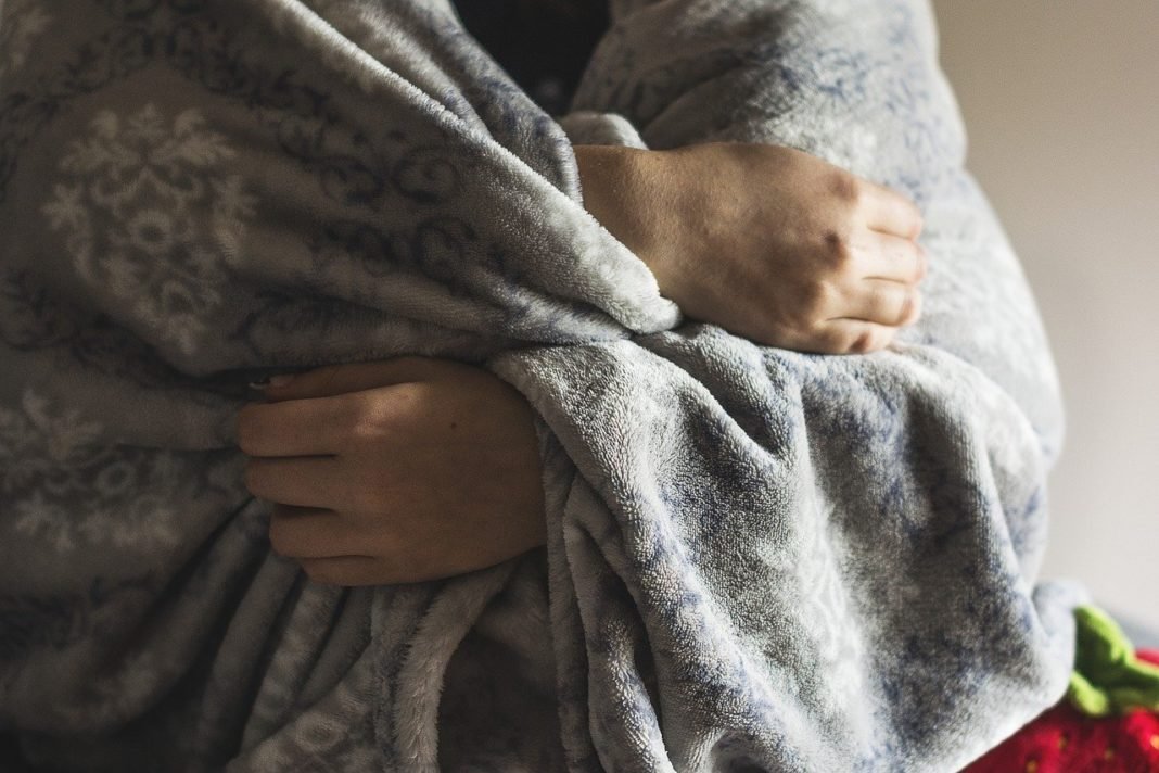 The Effects and Health Benefits of Sleeping with a Weighted Blanket