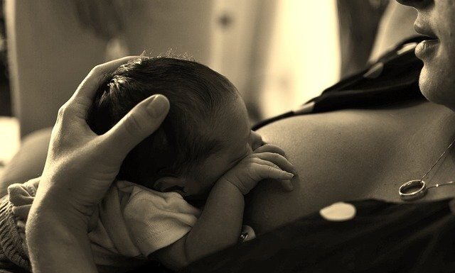 Ways to Make Breastfeeding Less Painful
