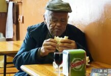 7 Tips to Get Your Senior Loved Ones to Eat Healthy Eat Healthy