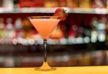 8 Delicious Snacks To Pair With a Pornstar Martini Cocktail 8 Delicious Snacks To Pair With a Pornstar Martini Cocktail