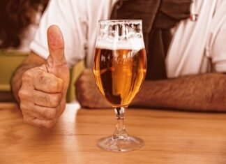 A Detailed Guide On How to Make Beer