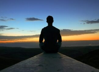 How to Maintain a Healthy Back