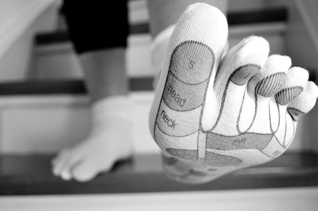 Benefits of Wearing Toe Socks