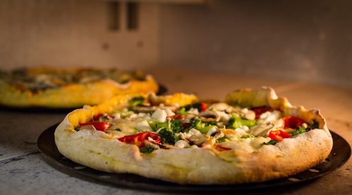 6 Work Occasions When Ordering Pizza in Miami Beach is Especially Great Pizza in Miami Beach